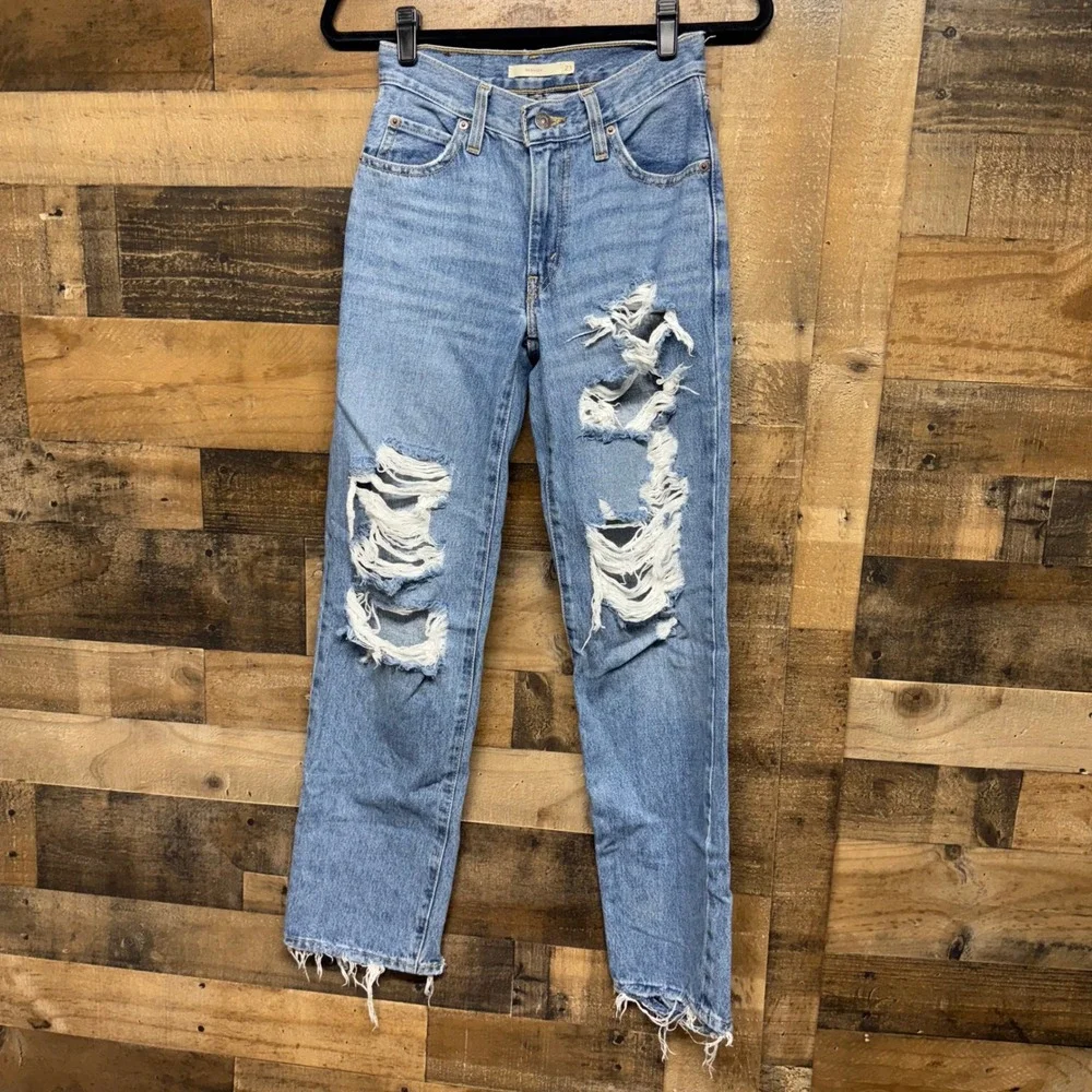 Levi's 94 Baggy Distressed Ripped Blue Denim Jeans Women's Size 23‎